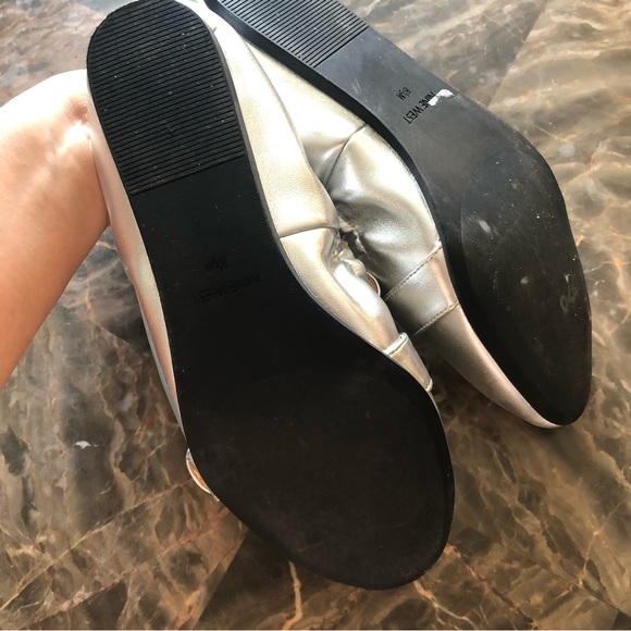 Nine West Metallic Silver Flats Slip-on Shoes NWOT - Picture 6 of 8